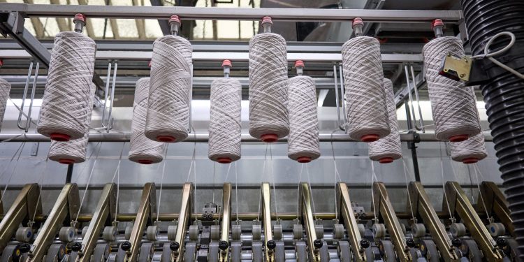 Zegna Baruffa archivia il 2023 a 90 milioni (-11%). Focus su sostenibilità
