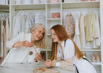 Crescita “modesta” per i luxury goods nel 2024 (+4%). Brilla il Giappone