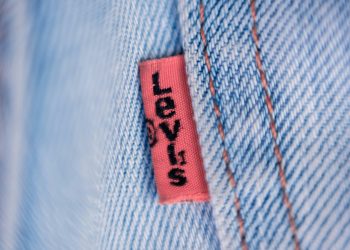 Levi Strauss, nel Q2 ricavi a 1,4 mld $ ma inferiori alle stime degli analisti