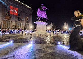 Accademia del Lusso si prepara a sfilare. In passerella l’immaginario di Fellini