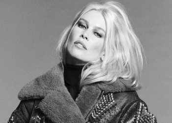 Claudia Schiffer è il nuovo volto della ‘Sport couture’ di Ermanno Scervino