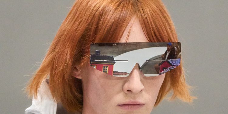 EssilorLuxottica conferma l’interesse di Meta e chiude il semestre con ricavi da 13,2 mld (+3,4%)