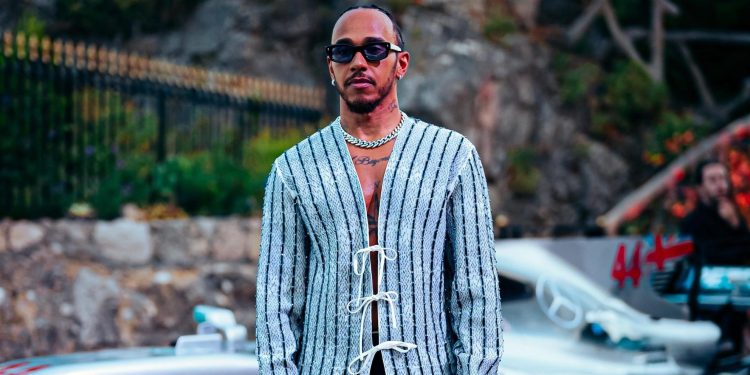Dai circuiti agli atelier: Hamilton disegna una capsule lifestyle per Dior Men