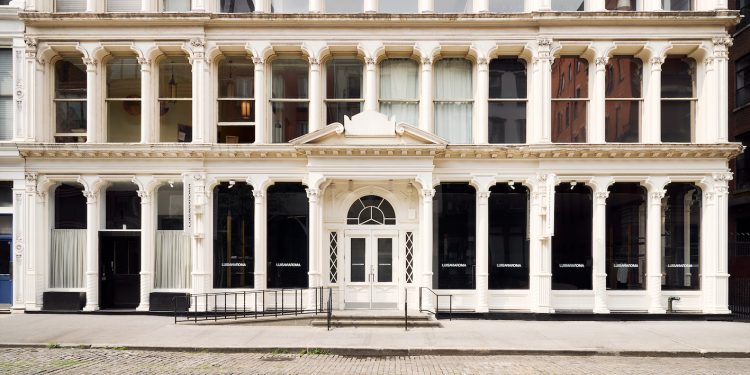 LuisaViaRoma sbarca a New York con un maxi store in Bond street