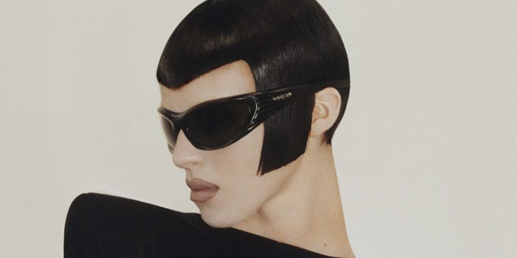 Gentle Monster sperimenta nuove silhouette per l’eyewear di Mugler