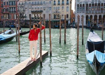 ViBi Venezia insieme a Peninsula per il look ‘Gentleman on the beach’