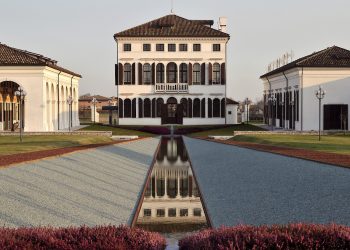 Benetton, solidarietà al 20% per 908 lavoratori. Non ci saranno esuberi
