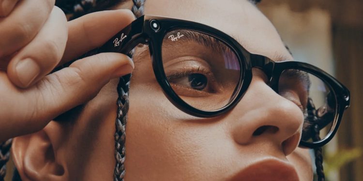 Colpo di scena nell’eyewear: Meta sarebbe pronta a rilevare il 5% di EssilorLuxottica