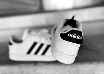 Adidas alza (di nuovo) la guidance dopo un Q2 a +9%