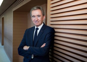 Lo stallo del lusso pesa sui ‘paperoni’: Arnault perde quasi 11 mld $