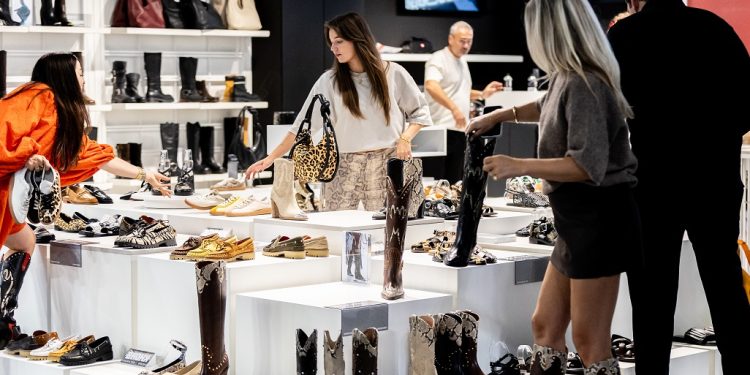 Le fiere moda archiviano l’edizione di settembre con 41mila visitatori (-3%)