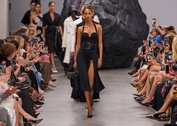 Tapestry-Capri Holdings, per la Ftc a rischio 365 mln $ l’anno per i consumatori