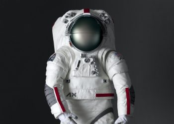 Prada punta alla Luna e firma il design delle nuove tute spaziali della Nasa