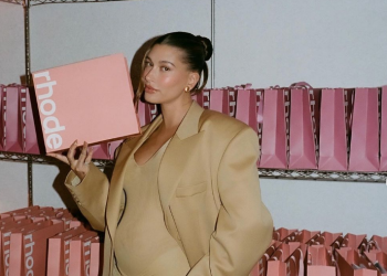Hailey Bieber debutta nella moda. Dopo il beauty di Rhode arriva R