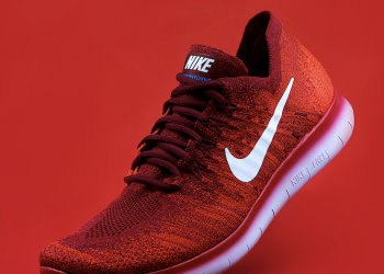 Nike, primo trimestre a -10%. La holiday season sarà ancora debole