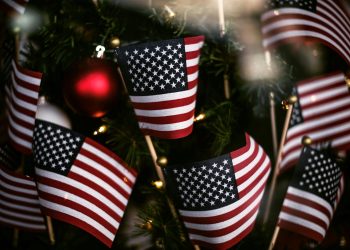 Shopping natalizio negli Usa: crescita più bassa degli ultimi 6 anni