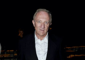 Kering emette un nuovo bond da 750 mln € e studia la cessione di immobili