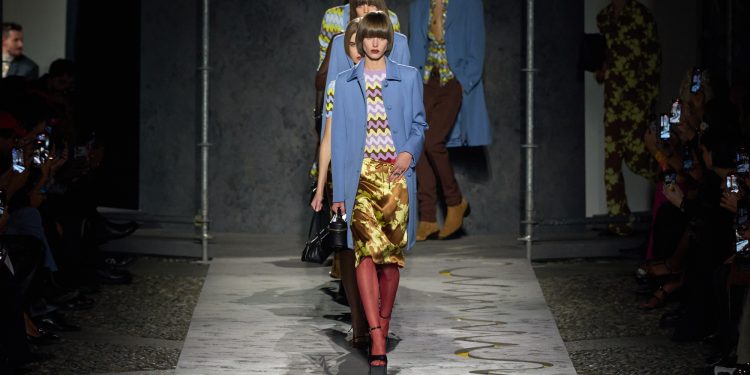 Versace e Michael Kors zavorrano il Q2 di Capri Holdings (-16,4%)