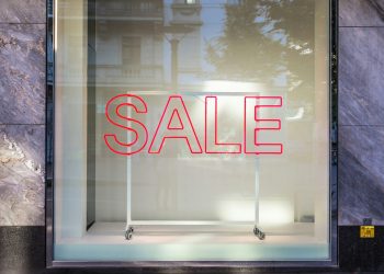 Black Friday, spese in flessione del 10% in Italia. I consumatori razionalizzano gli acquisti