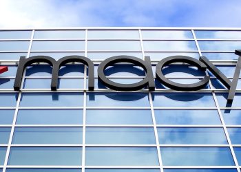 Macy’s ritarda i risultati del Q3 a causa della frode di un dipendente