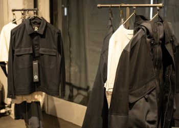 ‘Mineral’ è la capsule workwear e outwear futuristica di Trc