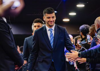 Paul Smith scende in campo con l’Olympique de Marseille per il design delle divise