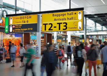 Cresce lo ‘shopping da viaggio’: nel 2025 il travel retail varrà 100 miliardi di dollari