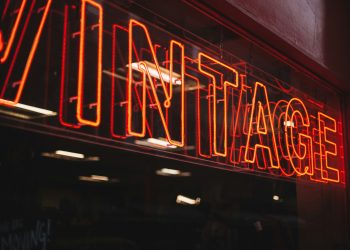 Report PwC: i Millennials e la Gen Z scelgono il second-hand (70%)