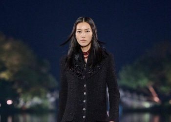 Chanel taglia 70 unità di lavoro in Usa: “Contesto economico complesso”