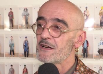 Lo charme di Pierre-Louis Mascia approda alla Milano fashion week