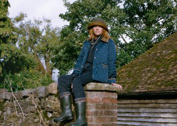Barbour, nel full year salgono gli utili. Ricavi in calo single digit (-6%)
