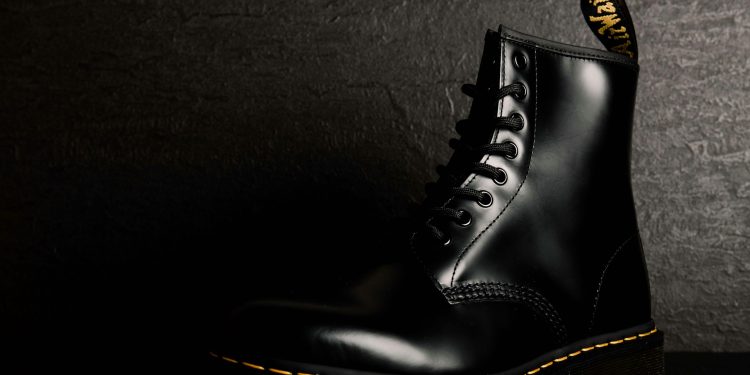 Dr. Martens ancora in frenata nel Q3 (-3%). Pesano Emea e Americhe