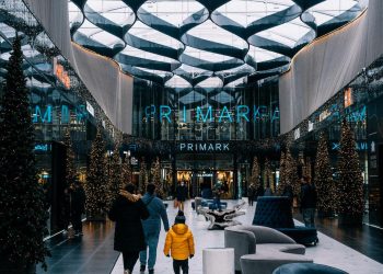 Primark, la parent company abbassa l’outlook annuale