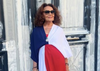 Diane Von Furstenberg cambia pelle: gestione in house e tagli al wholesale