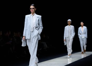 Sarà un 2025 di “tenuta e continuità” per la moda italiana. Nel 2024 export a +2,5%