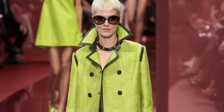 Kering chiude un anno “difficile” con ricavi a -12%. Gucci a -23% ma “siamo fiduciosi”