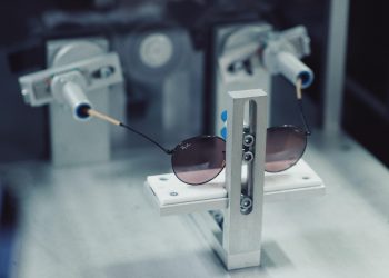 Essilux, ricavi a 26,5 mld nell’anno. Q4 a +8,5%