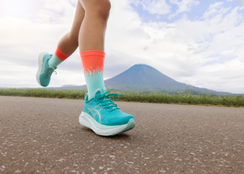 Asics, nel 2024 volano gli utili (+70%). Sprint dell’area Emea
