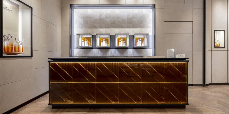Pisa 1940 riapre il primo piano del flagship store di via Verri a Milano