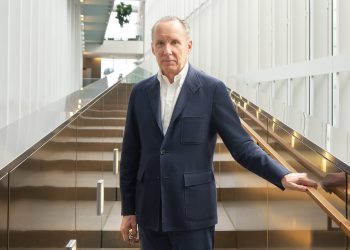 Gruppo Zegna, giù gli utili (-33%) ma ottimista sull’outlook 2027 