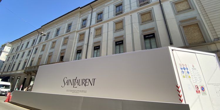 Kering in cerca di un partner per il building di via Montenapoleone