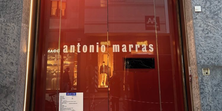 Antonio Marras prende il posto di Roberto Cavalli in via Montenapoleone
