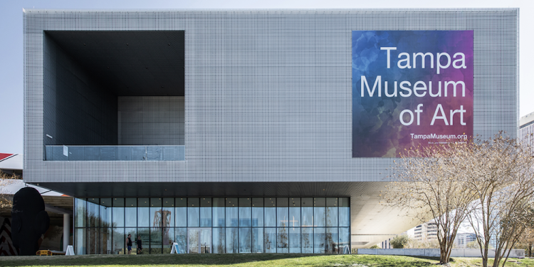 Balmain sfilerà al Tampa Art Museum per finanziare i programmi educativi