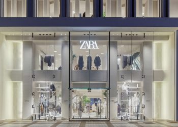Zara torna a sperimentare in Cina: a Nanchino il flagship con il bar ‘Zacaffé’