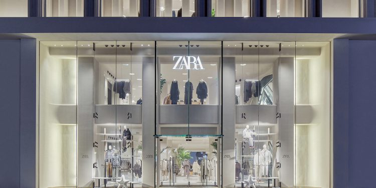Zara torna a sperimentare in Cina: a Nanchino il flagship con il bar ‘Zacaffé’