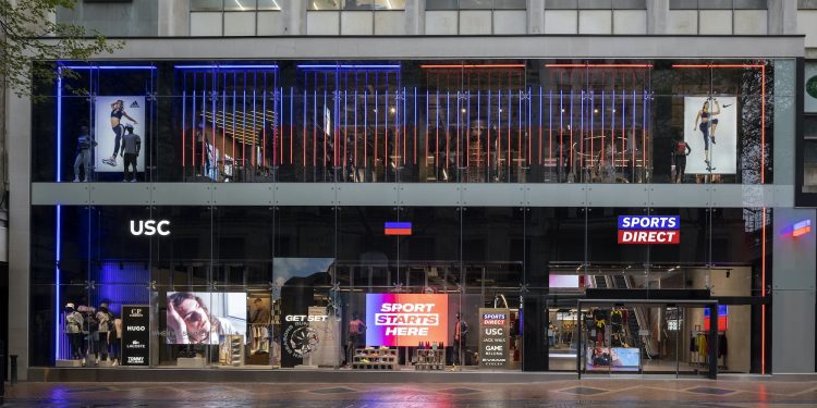 Frasers Group, con il retailer Sports Direct aprirà 350 store in Asia