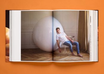 Loewe, un libro per omaggiare la direzione creativa di Jonathan Anderson