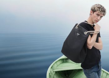 ‘Days of Summer’, la nuova adv di Prada è un inno alla libertà e all’essenzialità