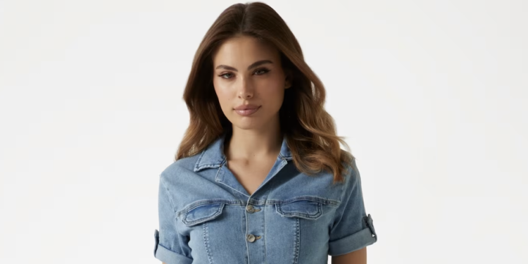 Guess nel mirino di Authentic Brands: allo studio l’Opa sul marchio