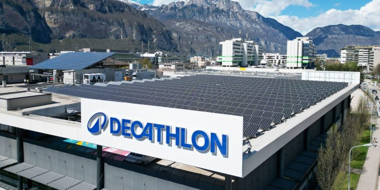Decathlon supera il tetto dei 16 miliardi di ricavi nel 2024 (+3,8%)